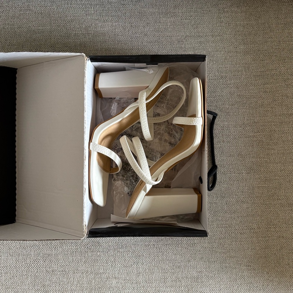 Fashion Nova heels